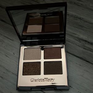Charlotte Tilbury luxury eye pallet Bella Sofia - new but no box